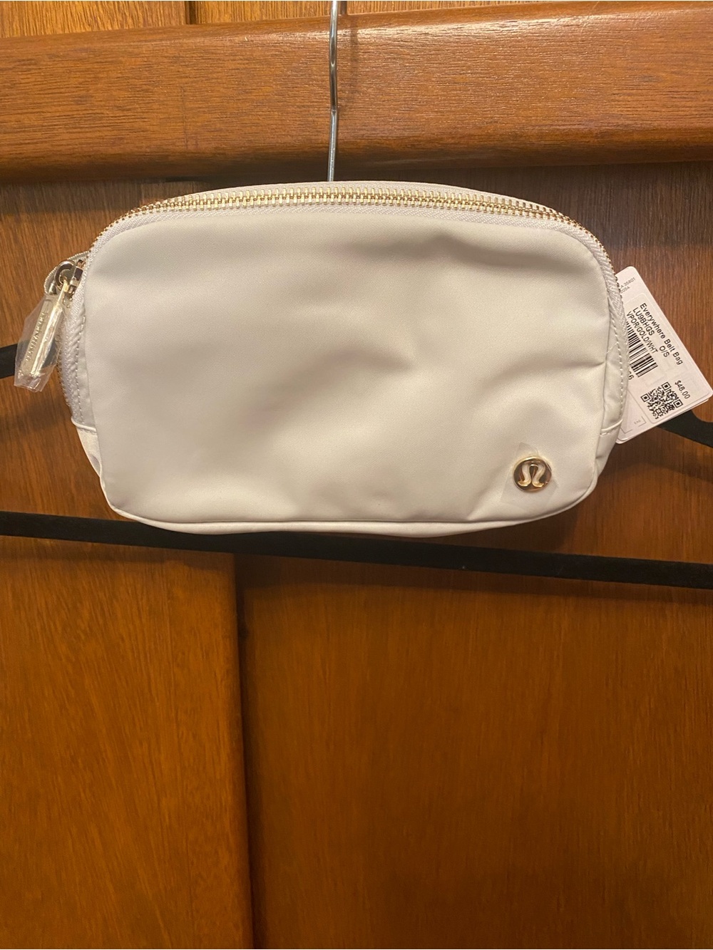 Lululemon everywhere belt bag